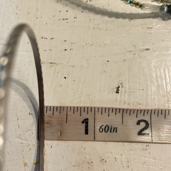 8” mixed metal polished silver tone diamond etched stackable bangle bracelet - Picture 11 of 12